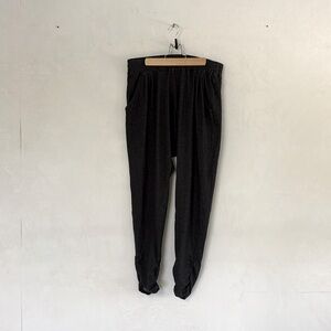 Nike Harem Joggers Medium